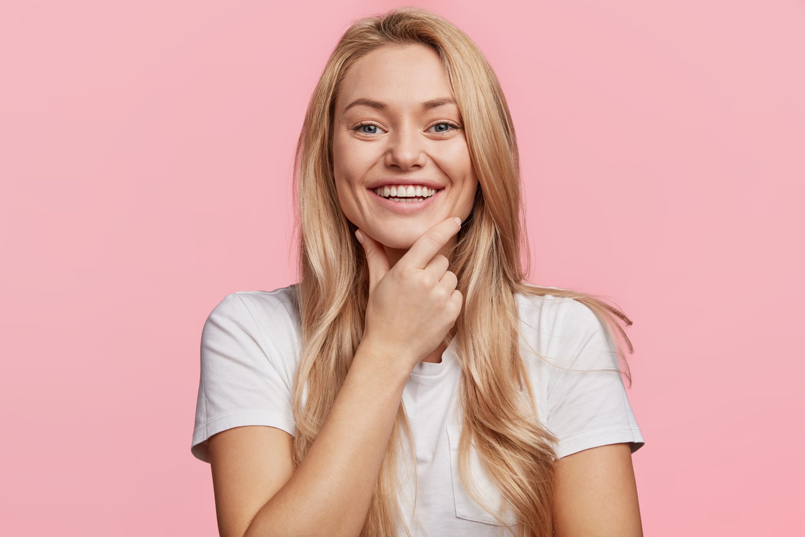 At-Home Whitening Tips in Woodland Hills
